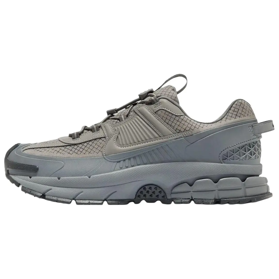 Nike Zoom Vomero 5 Roam 'Metallic Platinum' HV6901-001