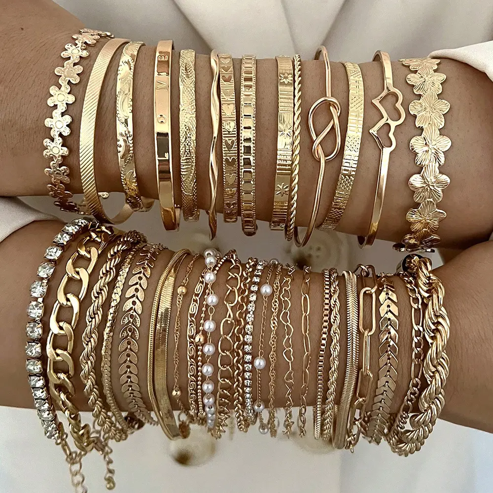 Bracelets for Women, 18-Piece Vintage Geometric Stacking Set with Braided Pearls and Crystal, Multi-Layered Jewelry for Casual Wear, Mix Sets, Zinc Alloy