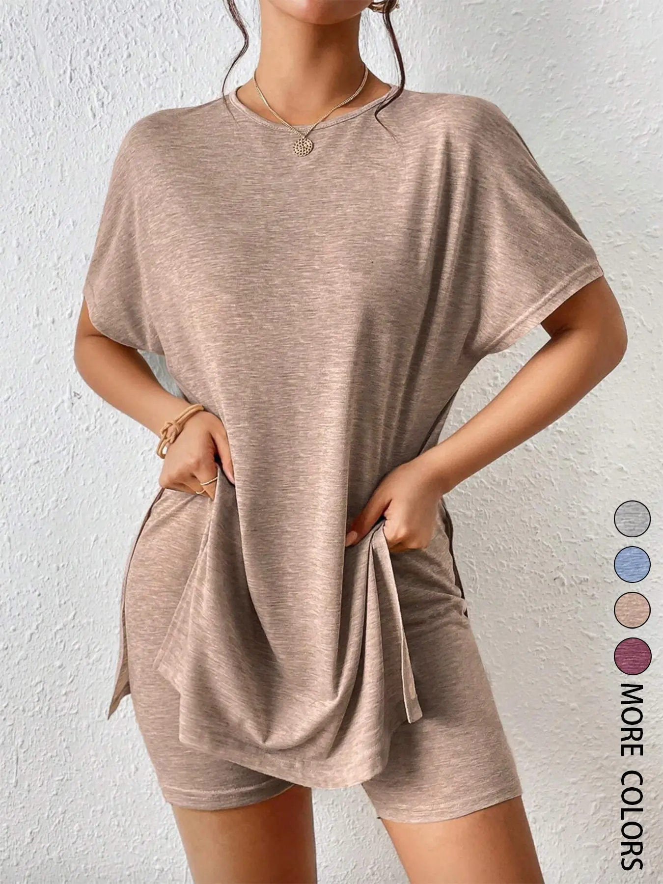 2pcs/Set Women's Summer Casual Minimalist Solid Color Round Neck Batwing Sleeve Side Slit T-Shirt And Matching Shorts Set, Basic Loose Fit Set,Comfortable and Stylish for Daily Wear, Perfect for Relaxing at Home or Leisure Activities, Outfit, Clothes