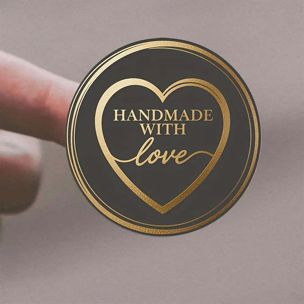 72 Round Stickers Handmade Gold Heart Elegant Font, High-End Gold Design, Aesthetic Stickers, Ideal for Small Business Packaging, Gift Wrapping, Stationery Lovers