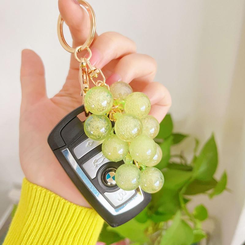2PCS/3PCS/5PCS Grape Keychains, Creative Cute Bubble Jelly Grape Cluster Keychain Emulational Fruit Car Key Students' School Bag Pendant Gift
