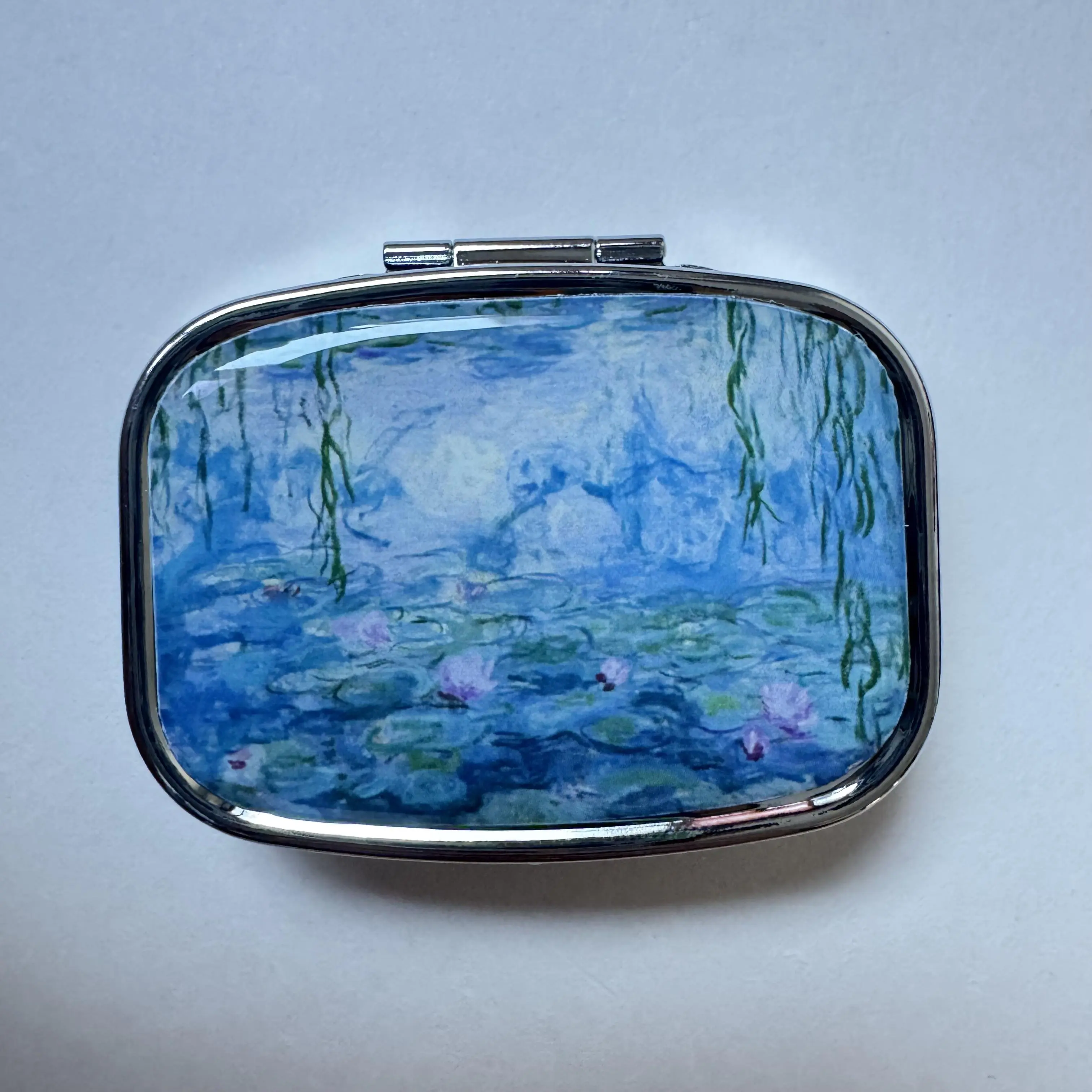 Glossy Metal Shell Pill Organizer - Claude Monet Water Lilies Vintage Artwork Storage Case with Flip-Top Snap, Divided Compartment for Parents, Friends to Hold Medicine, Vitamins, Mints (Home Organizer Storage Box)