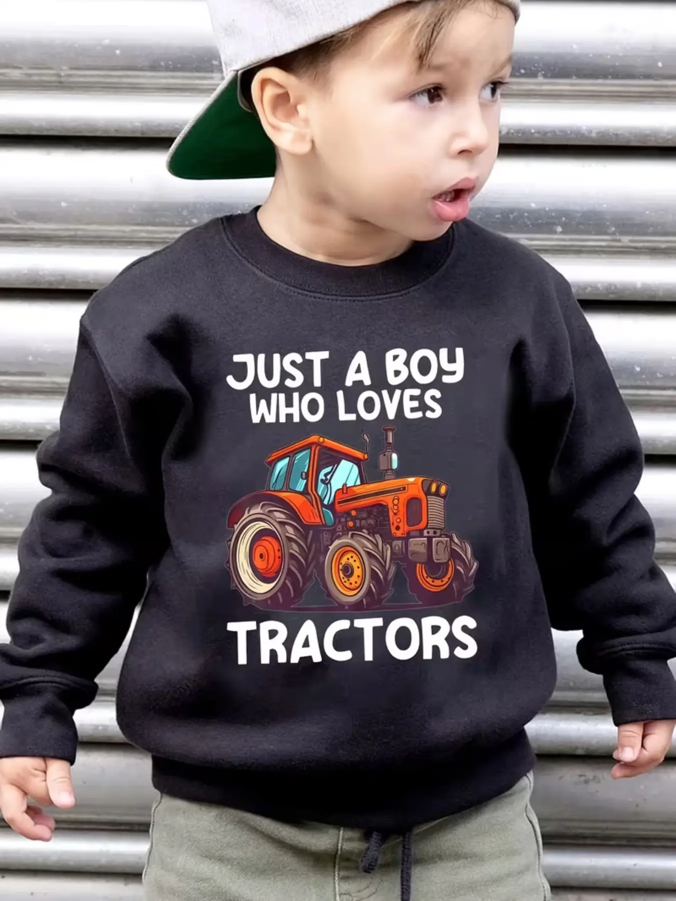 Boys' Fall Winter Fashion Sweatshirt, Just a Boy Who Loves Tractors Letter Car Print, Casual Long Sleeve Pullover, Slim Fit