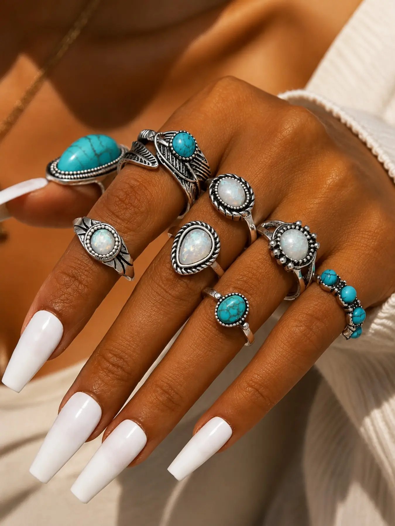 8pcs Western Turquoise Ring Set for Women, Bohemian Cowgirl Statement Jewelry, Vintage Style Stackable Rings, Festive & Everyday