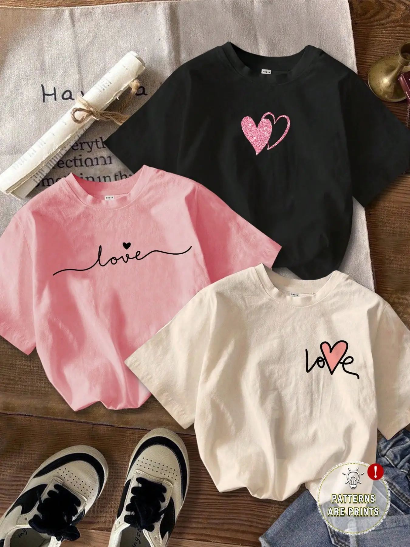 Women Casual Short-Sleeve Crew Neck T-Shirt, Loose Fit Soft Lightweight Tee, Love Heart Graphic Print, Valentine's Day Top, Streetwear Blouse