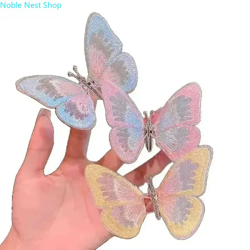 Cute 3D Moving Butterfly Car Ornament, Creative Animated Dashboard Interior Decor for Vehicles