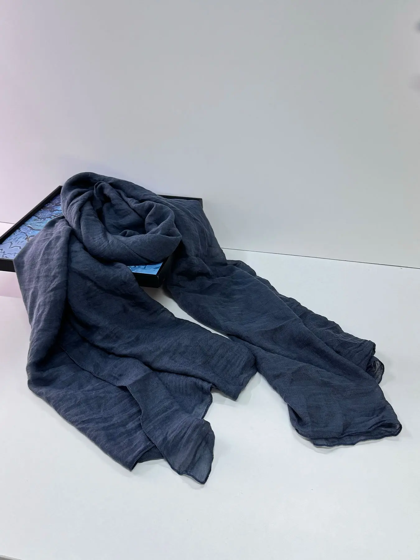 Lightweight Scarf for All Seasons, Classic Versatile Design, Sun Protection for Summer, Fashion Accent for Spring & Fall, Warm Neckwear for Winter
