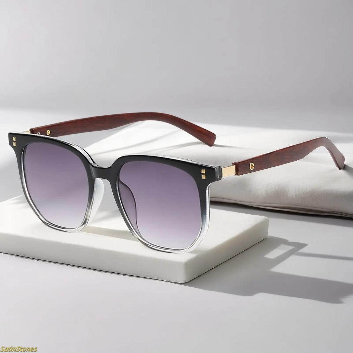 2026 Best-Selling Style: Retro Polygonal Sunglasses with Amber Frames and Wood-Grain Temples — Unisex