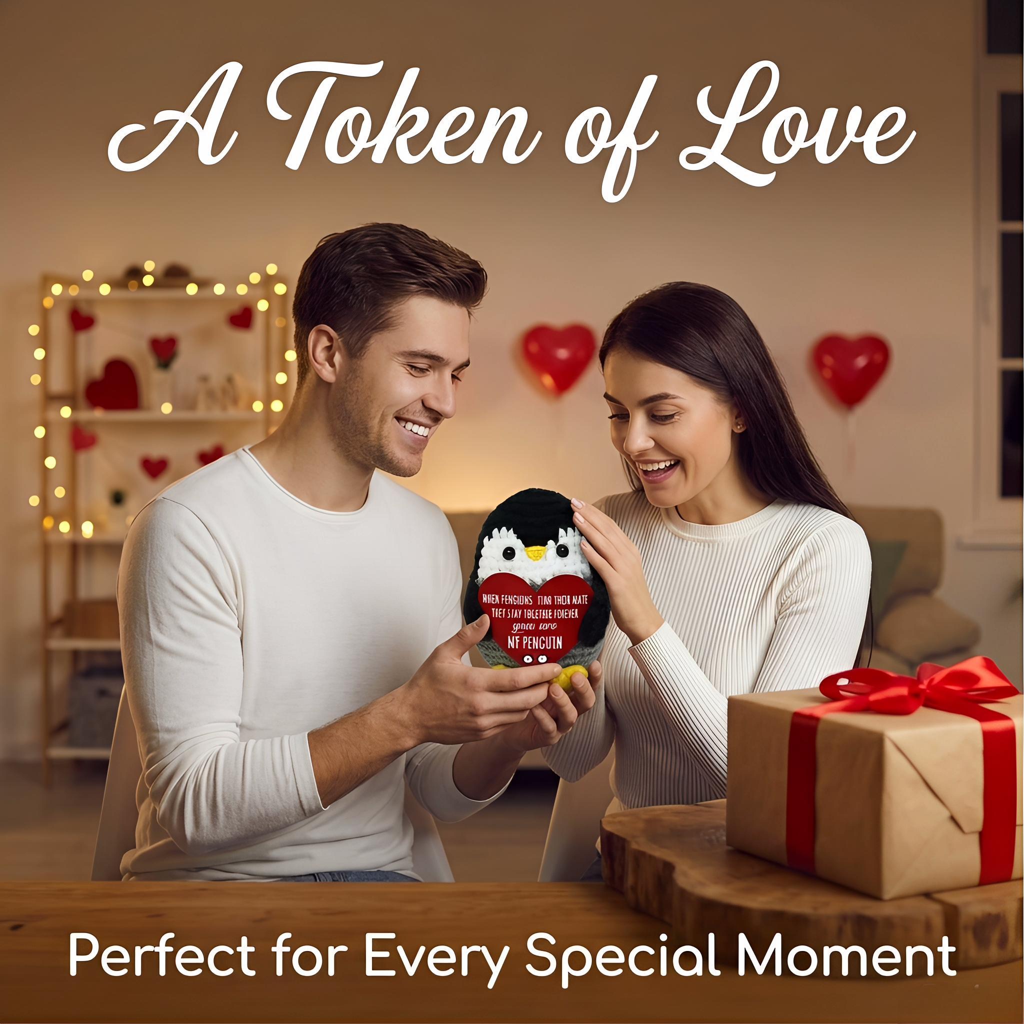 Cute Hand-Knitted Mini Penguin Plush, Emotional Support Stuffed Animal, Soft Stress Relief Toy, Perfect Christmas Presents & Holiday Gifts, Birthday Gifts for Women Men, Teacher Appreciation Gifts, Portable Desk Decor, Bag Charm Keychain, Healing Companio