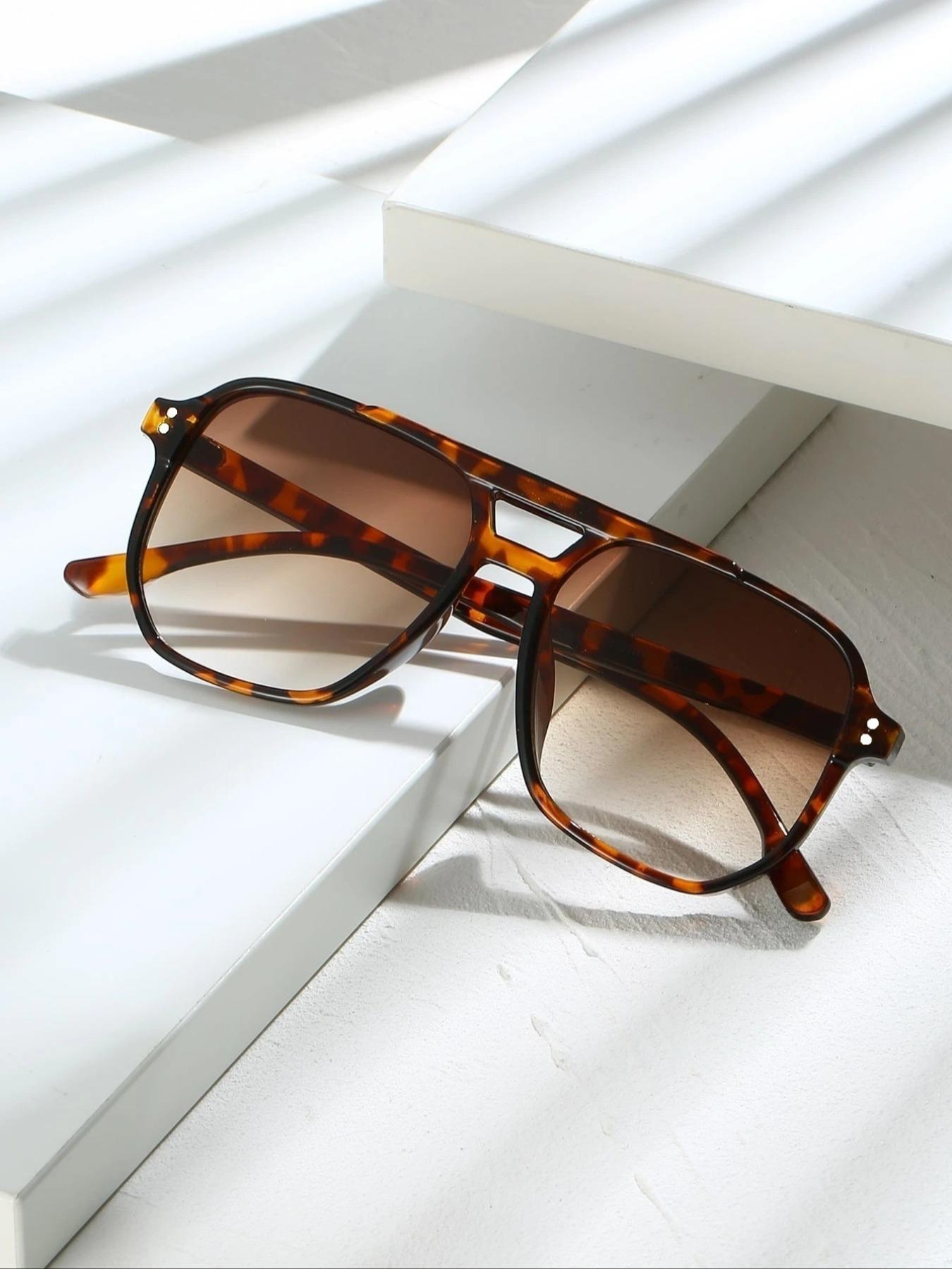 Unisex Vintage Aviator Frame Eyeglasses, Trendy Casual Eyewear for Travel Use, Fashion Accessory for Outdoor Activities