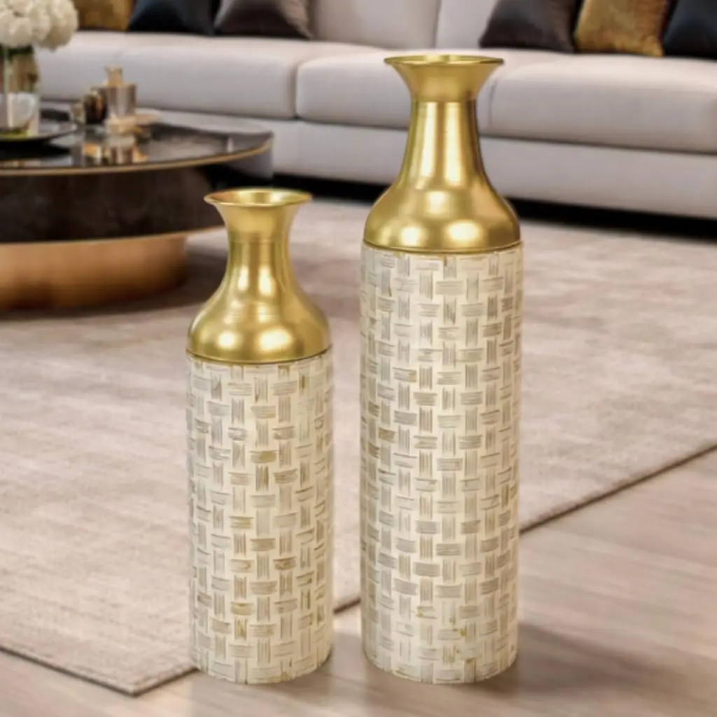 White, Gold