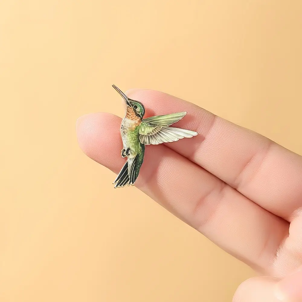 Hummingbird Glass Brooch, Fashion Decorative Pin, Lapel Bag Badge, Jewelry Gift, Stylish Accessory for Women, Perfect for Gifts