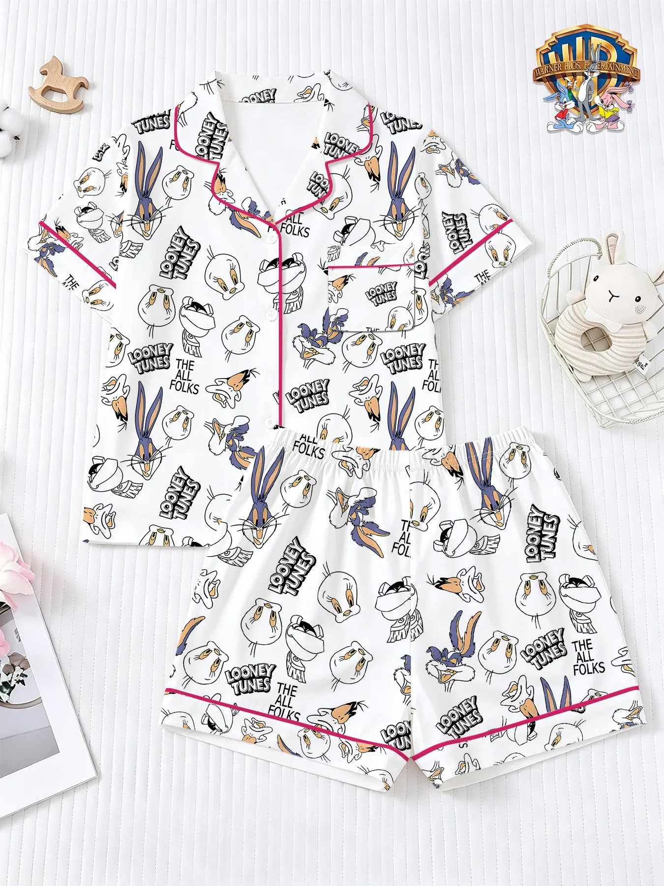 Warner Bros. Official Looney Tunes Bugs Bunny Kids Pajamas, Casual Loose-Fit Short Sleeve Set, Breathable Summer Sleepwear