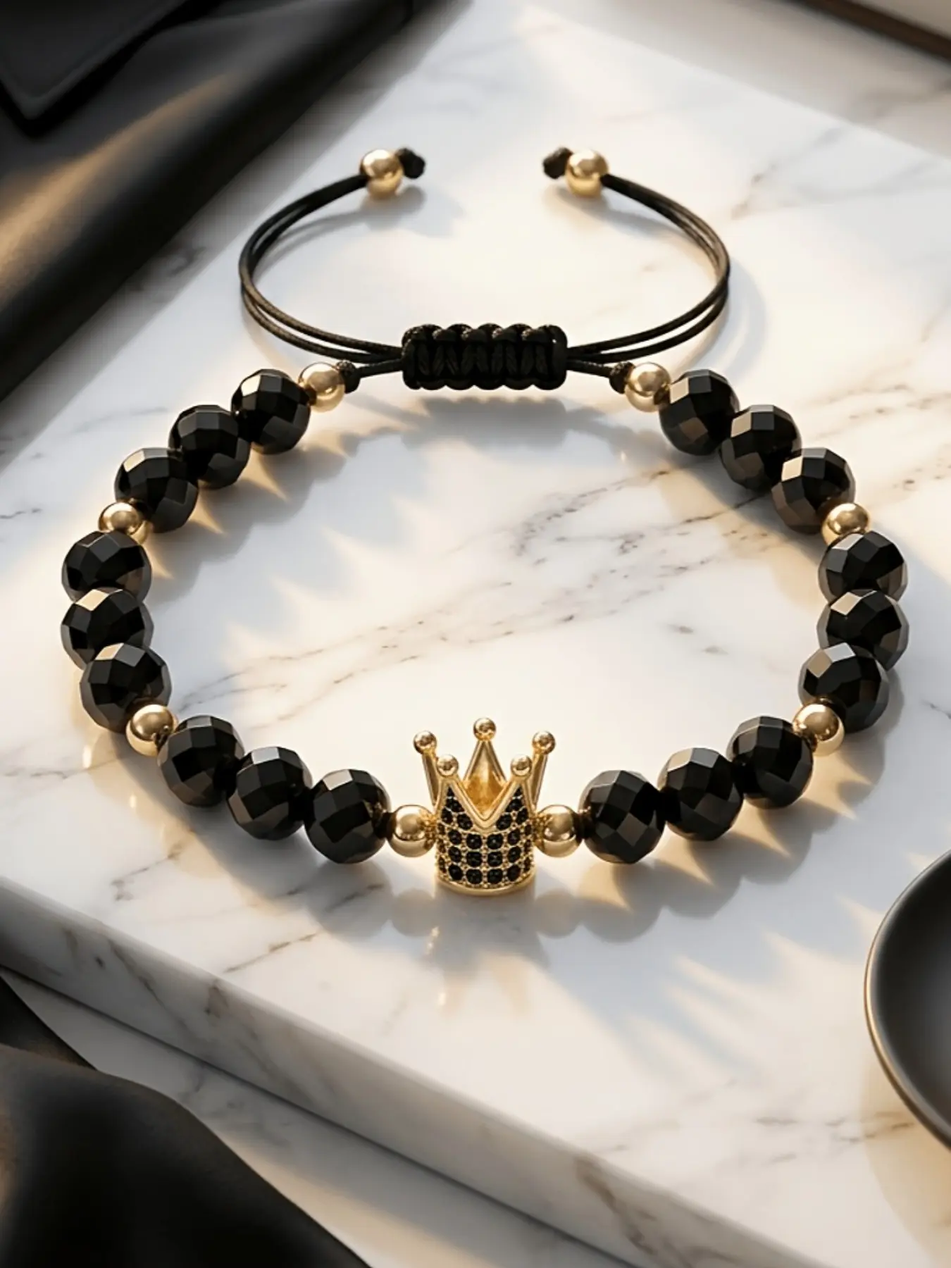 Women's Adjustable Crown Bracelet, Fashion Jewelry with Cubic Zirconia, Luxurious Style, Perfect for Daily Wear, Parties, Birthdays