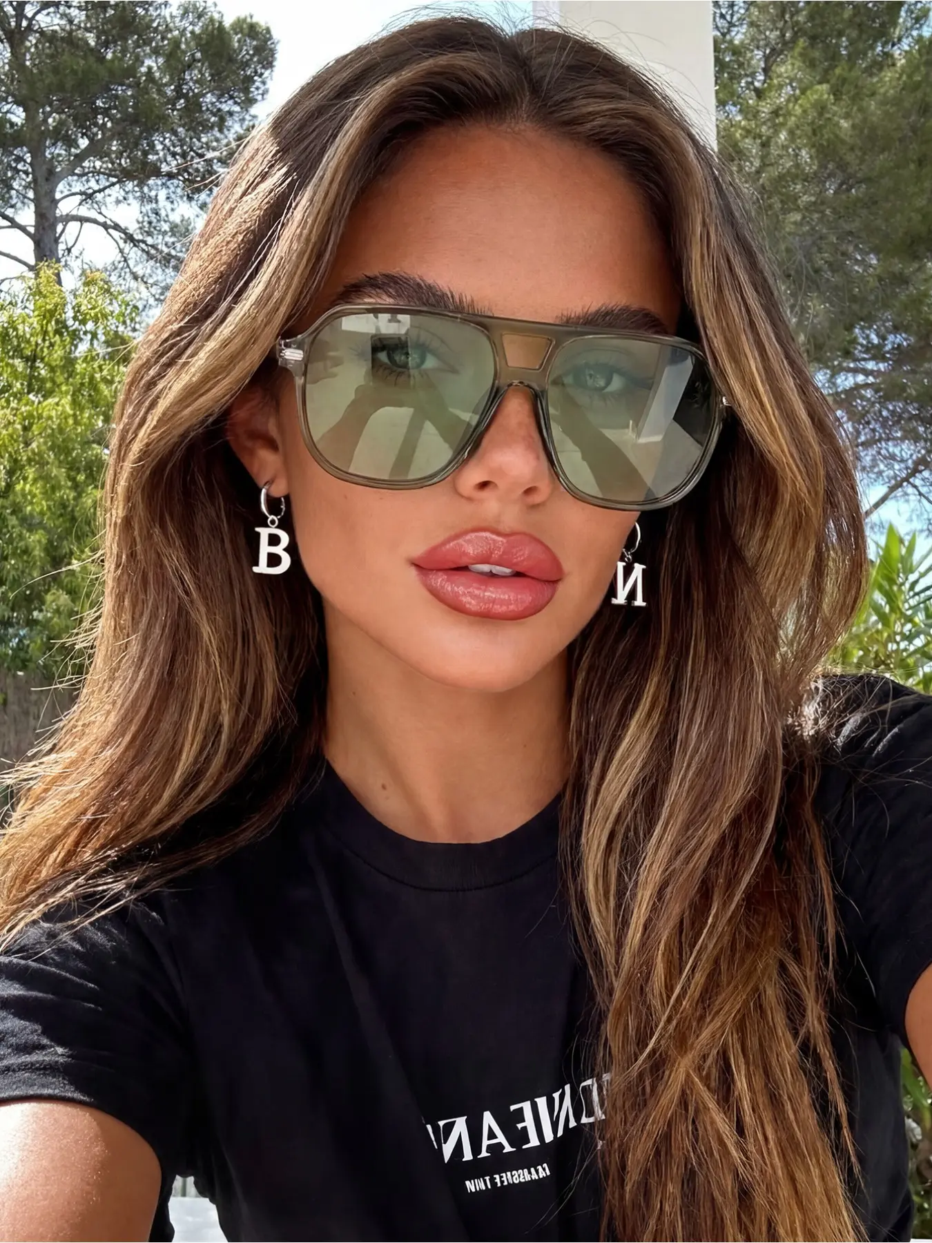 1 pair of men's and women's fashion double-beam sunglasses, suitable for beach, electronic music festivals, outing outfits, summer accessories, family trips elegant dressing, vacation vibes, sports, parties, outdoor activities, and street style looks.