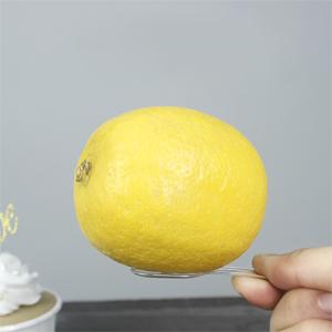 Make food sampling easy and clean with these 1000 mini clear taster spoons!Made of sturdy food-safe plastic, 2.95 x 0.79 inch slim design works wonderfully for jelly, ice cream, cake, spices, and appetizers.Disposable convenience