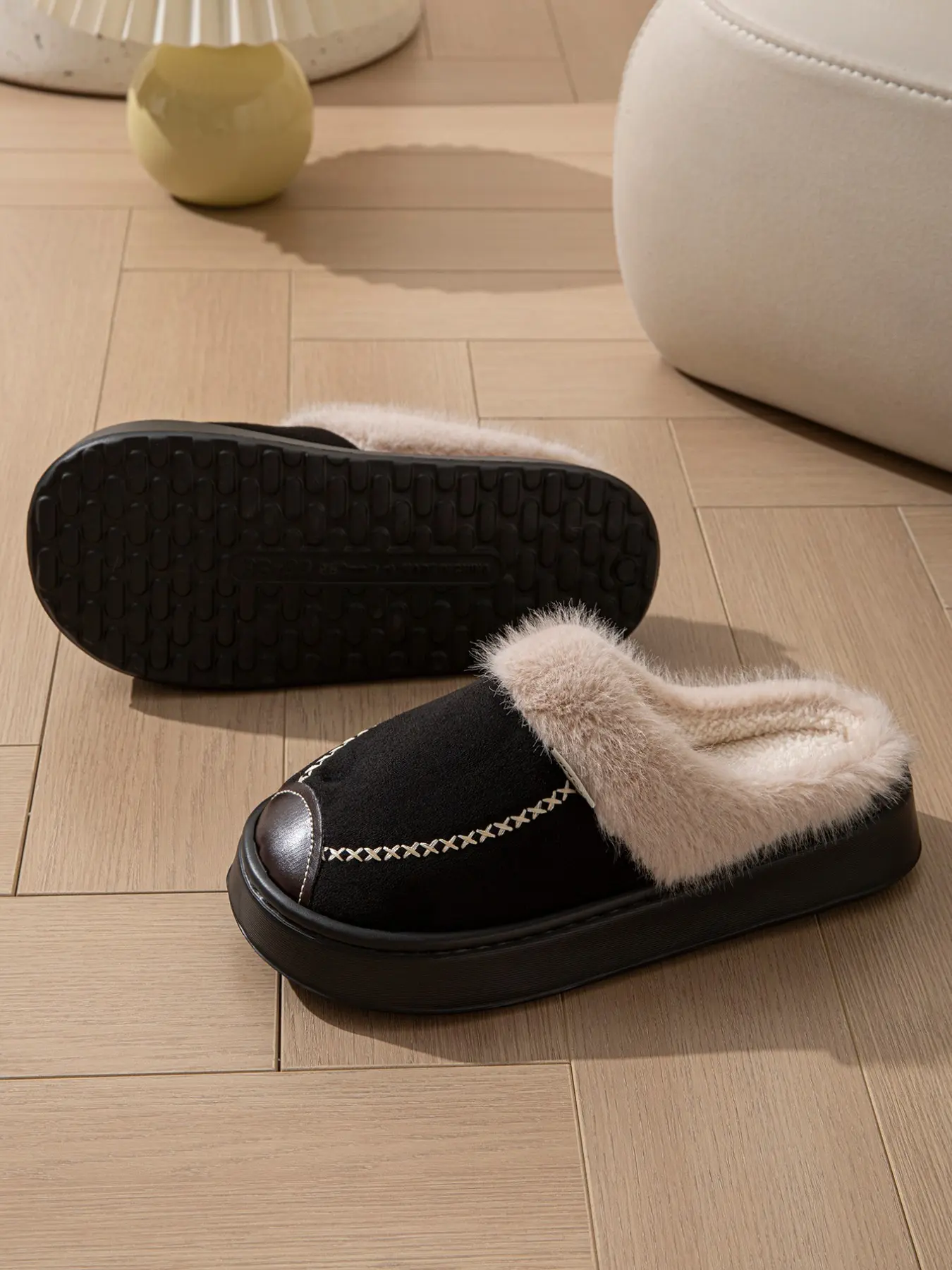 New Large Size Plush Slippers for Men and Women, Winter Indoor Outdoor Wear, Thick Sole Fuzzy Toe Home Shoes, 2026 New Arrival