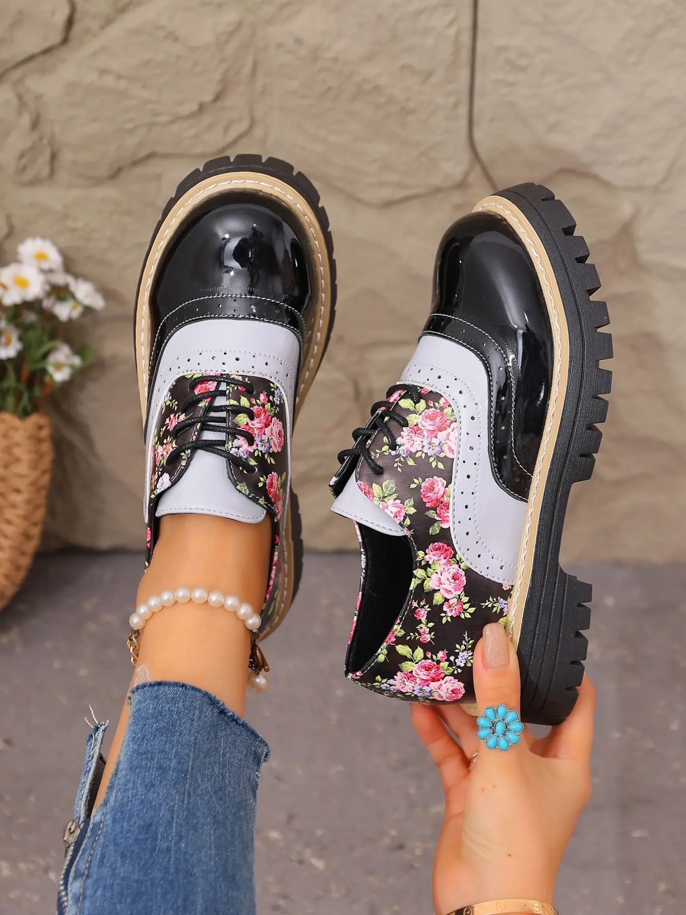 Women's French Floral Patchwork Brogue Shoes, Vintage Colorblock Thick Sole Lace-Up Loafers, Comfortable Casual Footwear for Daily Use