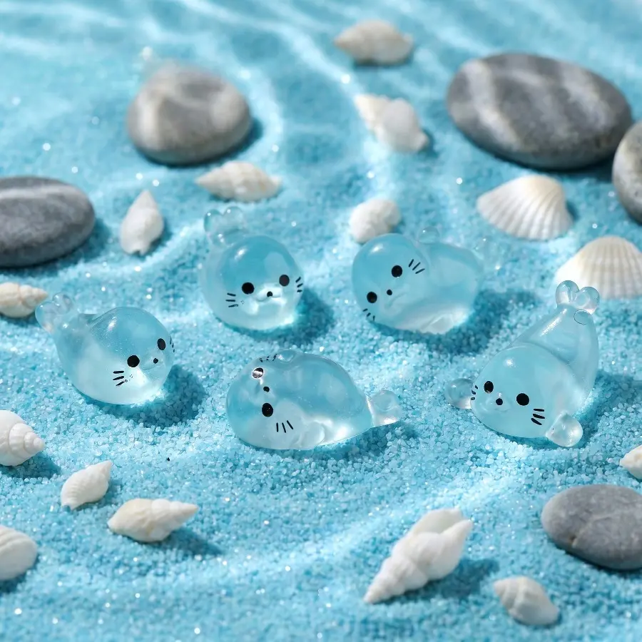 10Pcs/20pcs/30pcs luminous ornament cartoon little seal resin DIY jewelry accessories micro landscape cute marine animal decoration