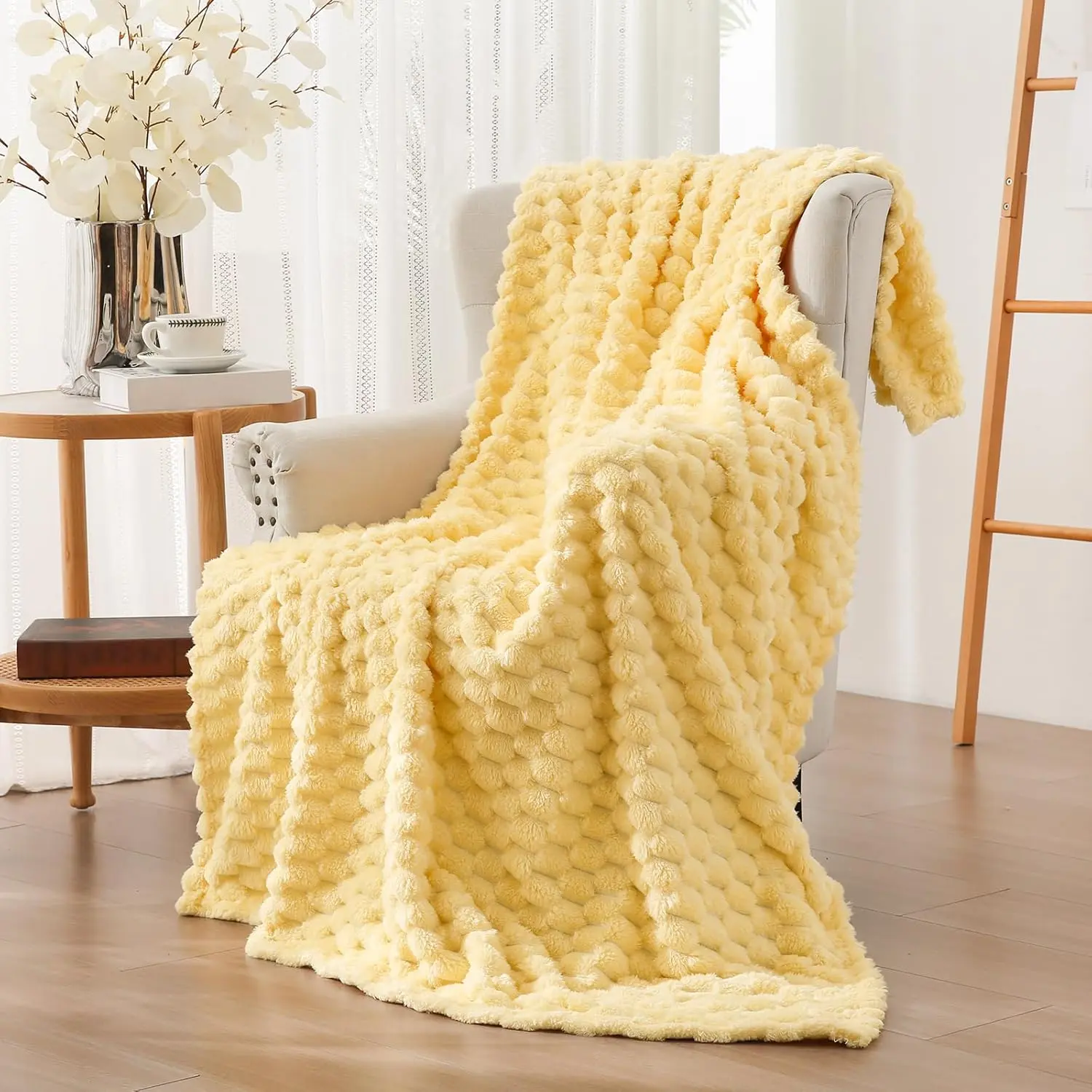 Flannel Fleece Throw Blanket, 3D Light Yellow Fuzzy and Warm Blanket for Couch, Sofa, Bed, 300GSM Soft Cozy Home Decor for All (50x70 inches)