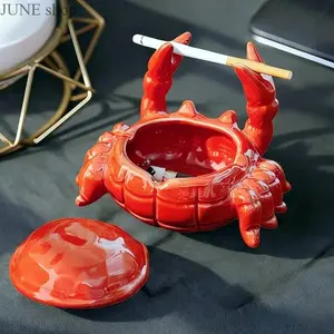 Crab Shaped Ceramic Ashtray With Sealed Lid, Windproof Decorative Animal Ornament For Indoor And Outdoor Space, Creative Home Decor Accessory As A Practical Birthday Gift For Smokers