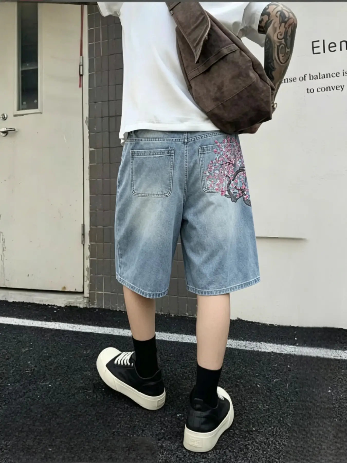 Men's Light Blue Wash Denim Shorts, Cherry Blossom Embroidered Baggy Wide Leg Jorts, Streetwear Casual Shorts, High Street Style, Mid Waist, Loose-Fitting