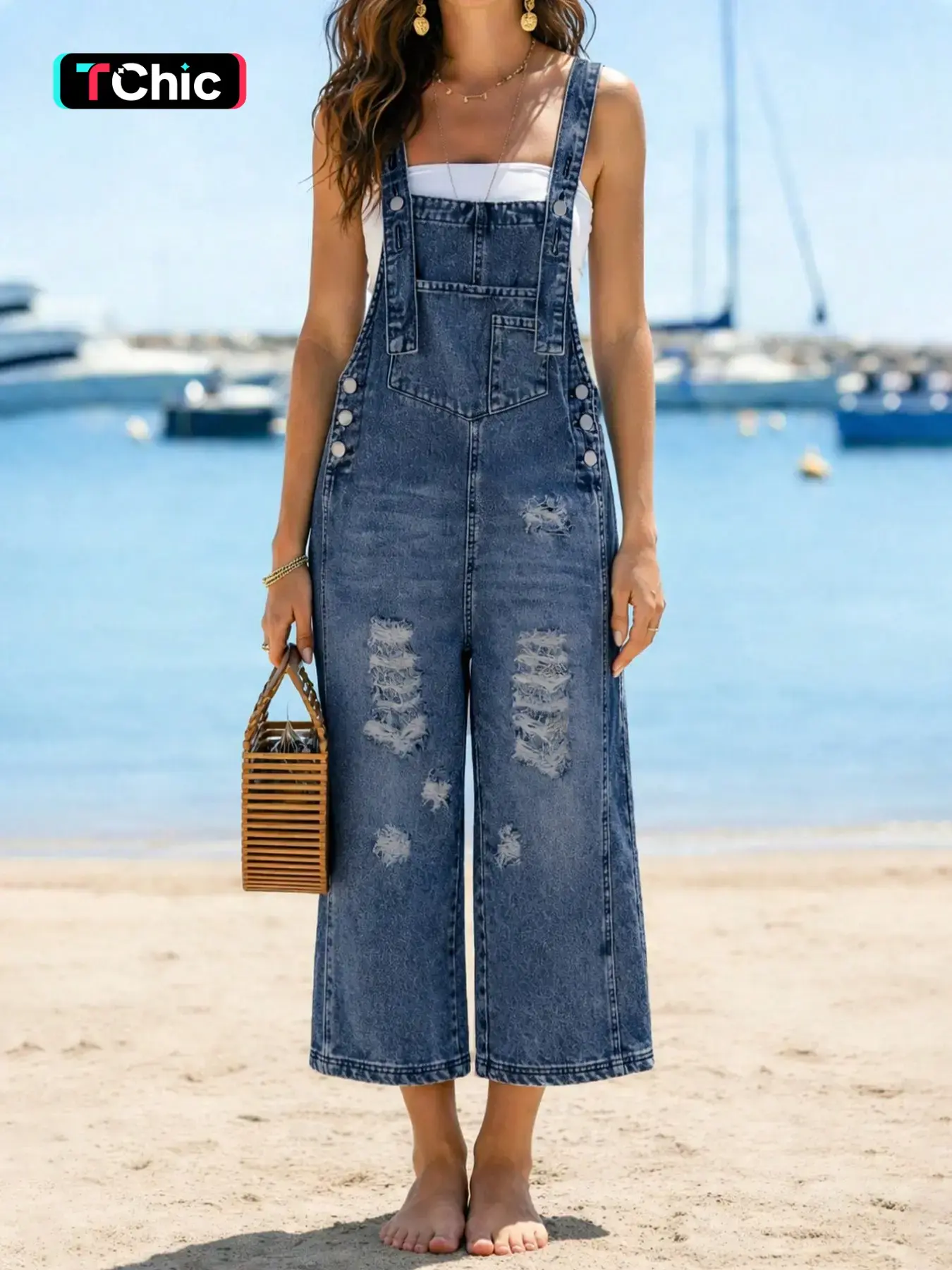 Loose-Fit Women's Denim Overalls, Adjustable Strap Casual Stylish Fashion Jumpsuit for Everyday Wear, Womenswear Perfect for Summer and Spring