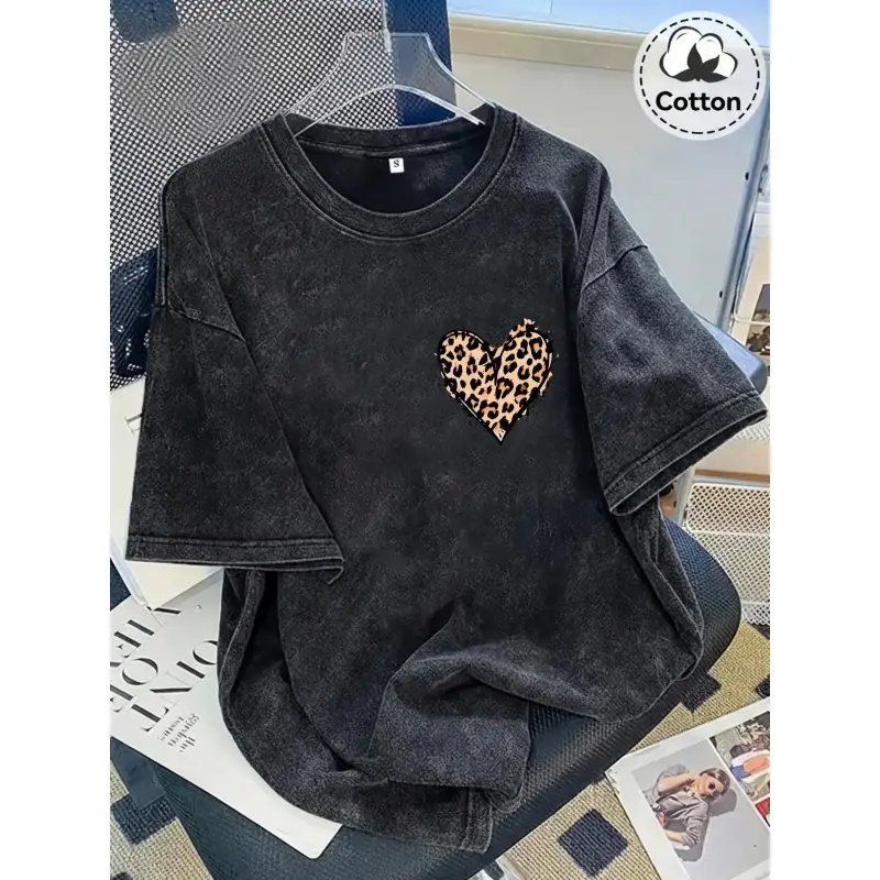 Oversize Leopard Heart Graphic Tee, Unisex Loose Cut Streetwear Top in Soft Cotton with a Silky Texture, Tshirt, Casual, Menswear, Oversized, Round Neck, Plus Size Fashion humorous men vintage shirts jesus trendy versatile short sleeve