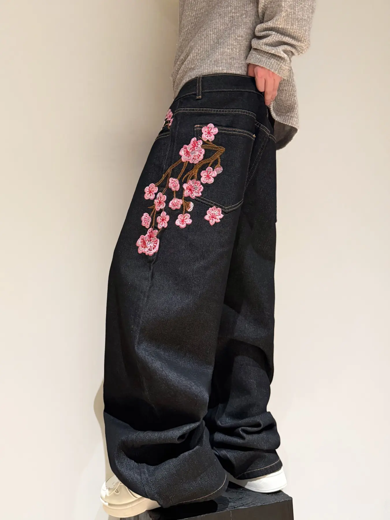 Men's Floral Loose Wide-Leg Denim Jeans, American Streetwear Y2K Style, Casual Daily Wear, Multiple Sizes Available, No Belt Included