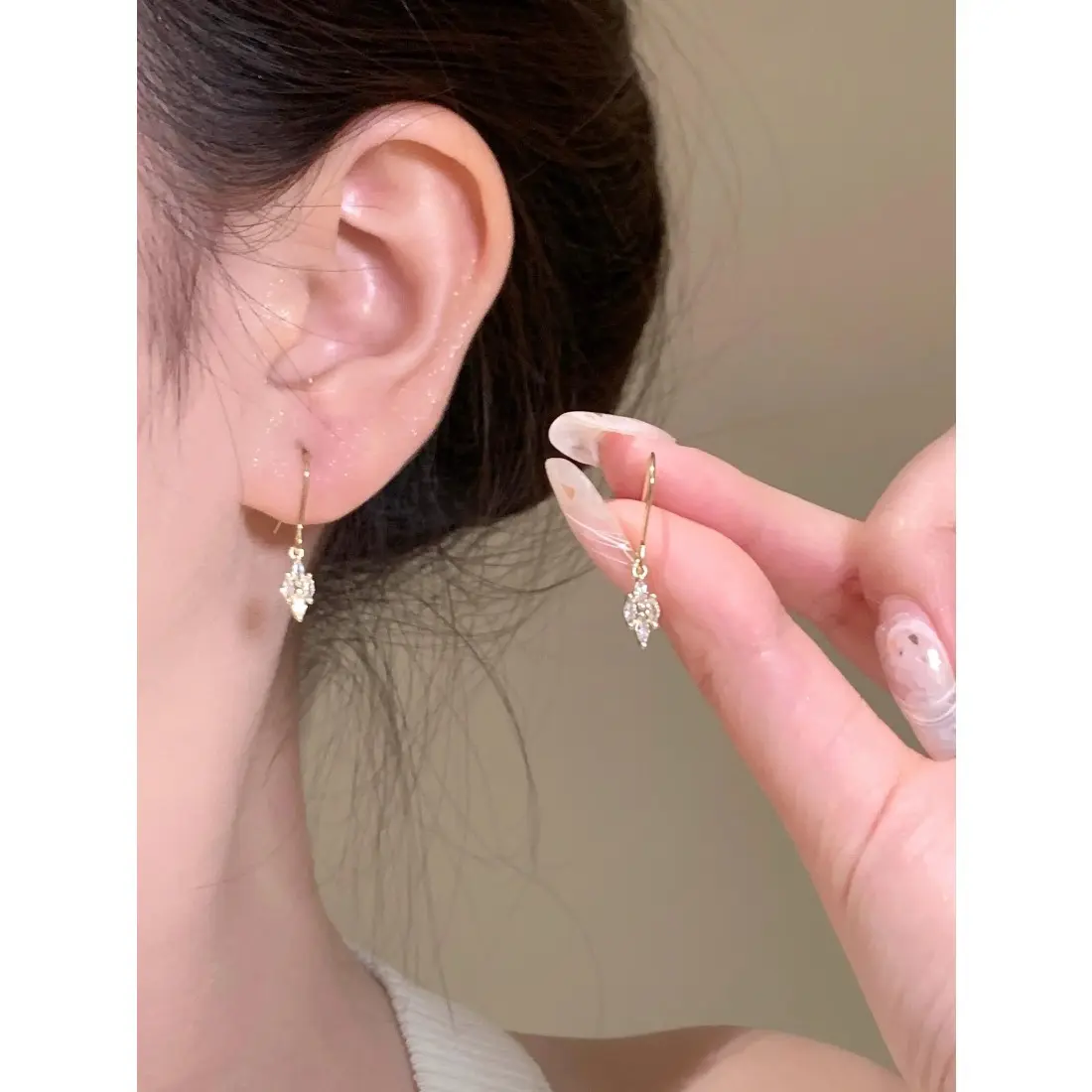 Vintage Diamond Shaped Tassel Drop Earrings, Dangling Earrings, Elegant Brass with Synthetic Zircon Stones, Fashion Jewelry for Women, Ideal Gift for Graduations, Mother's Day and Valentine's Day