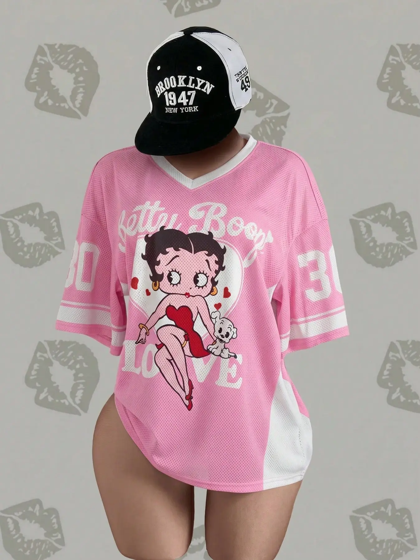 Women's V-Neck Cartoon Letter Print Casual Street Style T-Shirt, Anime Baseball Jersey, Daily Wear Short Sleeve Top, Trendy and Versatile