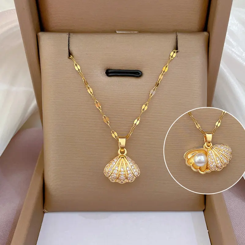Women's Shell Pearl Necklace with Rhinestone Accents and Zircon Embellishments - Elegant Costume Jewelry for Fashion Accessory Enthusiasts