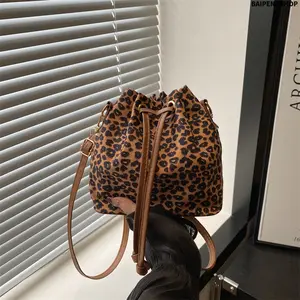 Women's Large Capacity Drawstring Bucket Bag, Lightweight Stylish Crossbody Shoulder Bag, Fashion Casual Multi Carry Handbag Purse, Versatile Daily Bag for Travel, Shopping & Everyday Use