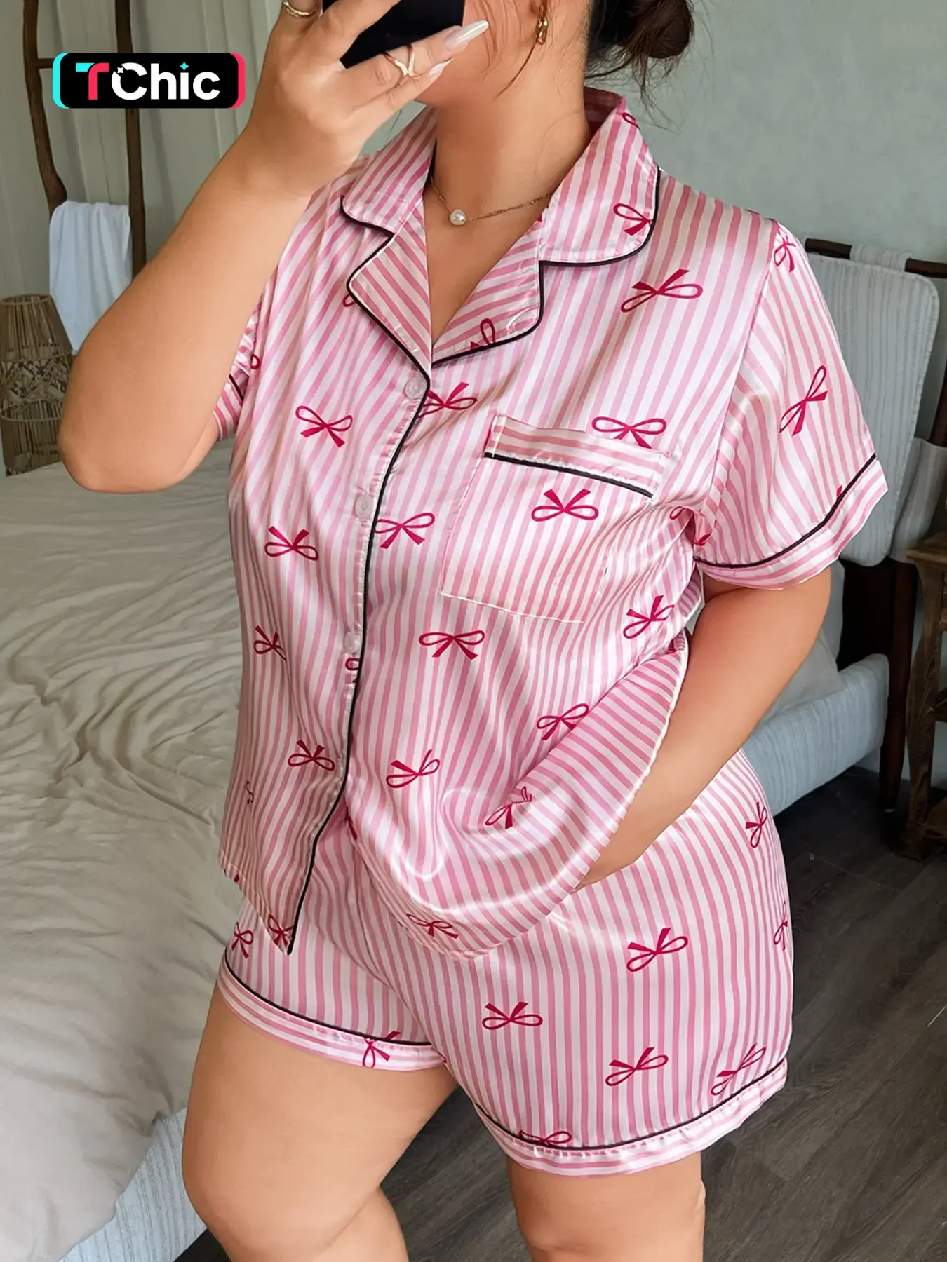Women's Plus Size Satin Pajama Set, Cute Striped Butterfly Print, Summer Short Sleeve Collared Top and Bow Shorts, Casual Home Wear, Loungewear Sleepwear Set