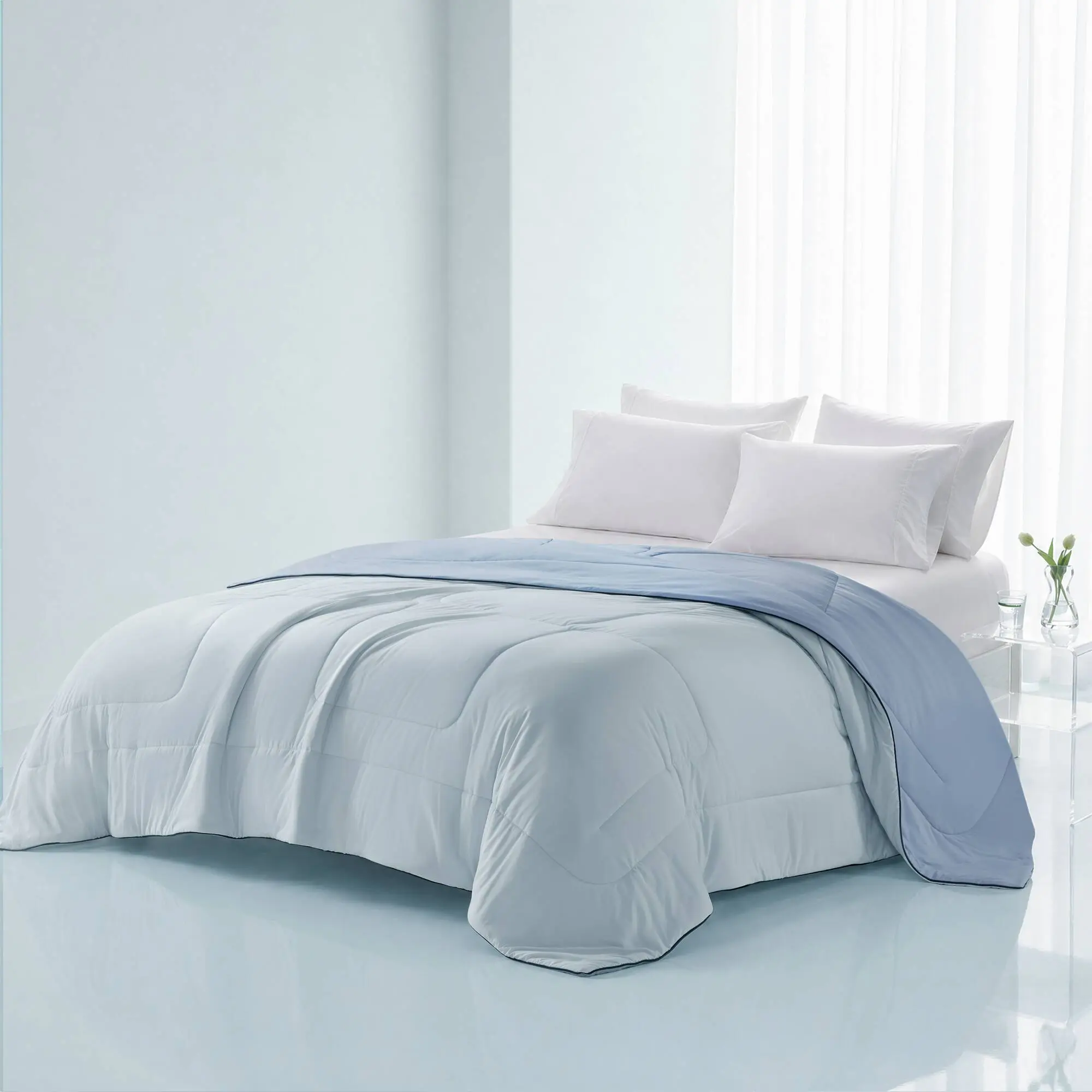 Nokaa King Size Down Alternative Comforter Light Blue Reversible Hypoallergenic All-Season Soft Microfiber Duvet Insert with Corner Tabs Machine Washable Bedding for Bedroom Guest Room 1 Piece