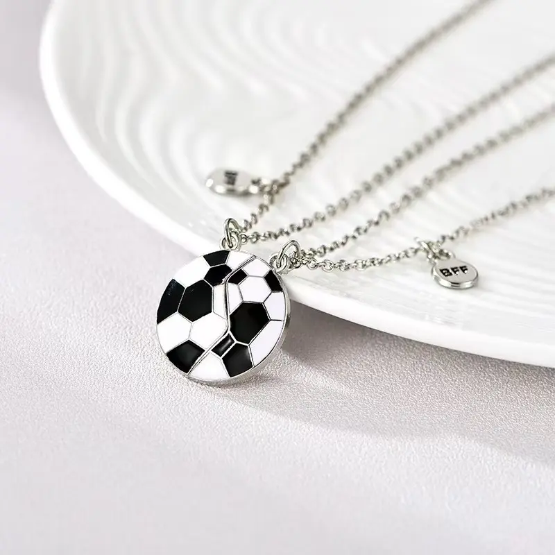 Bff Best Friend Necklace Set, Split Football Pendant, Versatile Clavicle Chain Gift for Fans, Couples, Friends