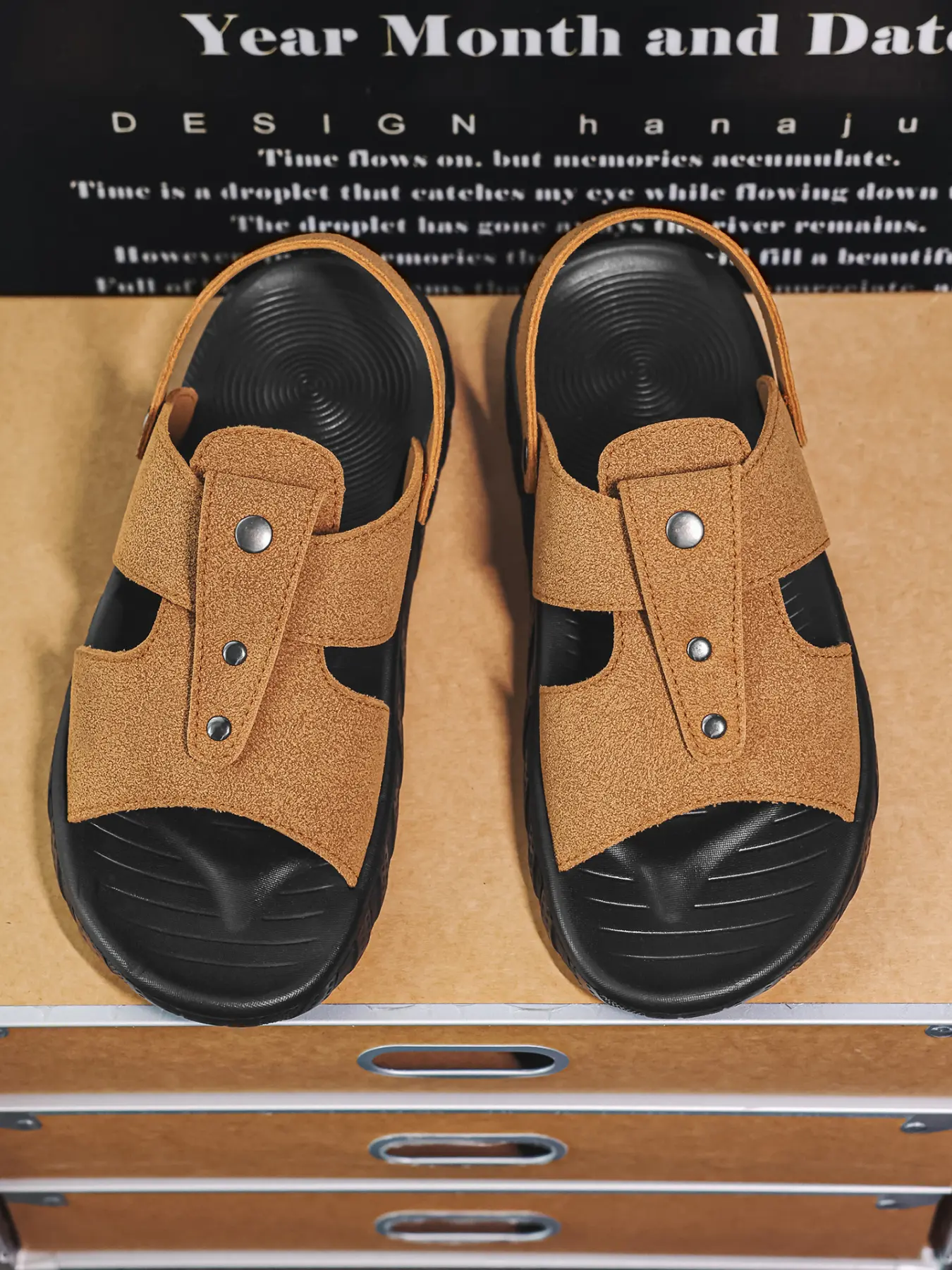 Unisex Matte Fuzzy Adjustable Buckle Platform Sandals, Removable Back Strap Open Toe Slip On Slippers, Non-Slip Thick Sole Casual Outdoor Walking Slides