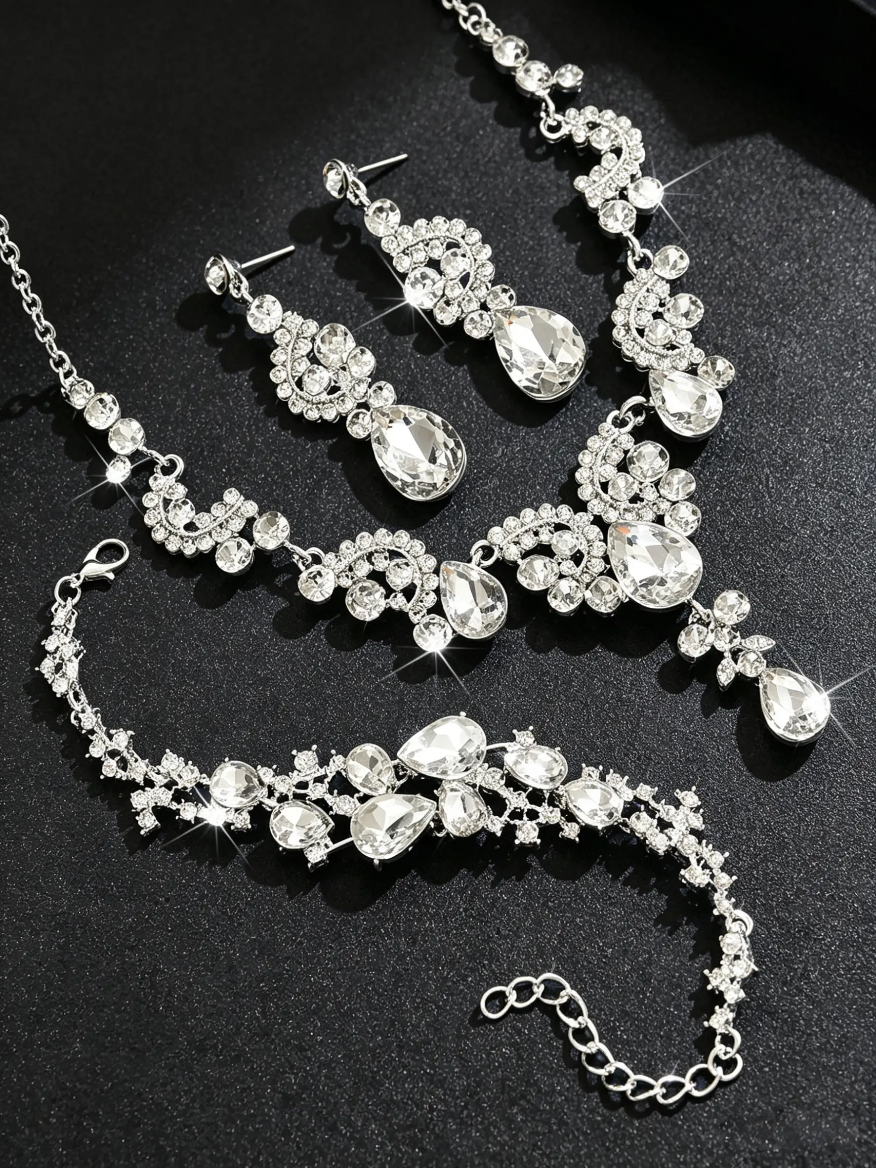 4 Colors Clear Red Black Champagne Teardrop Cubic Zirconia 4Pcs Jewelry Set Hollow Vine Floral Necklace Bracelet Drop Earring Ring Luxury Bridal Accessories For Engagement Wedding Anniversary Daily Party Gift
