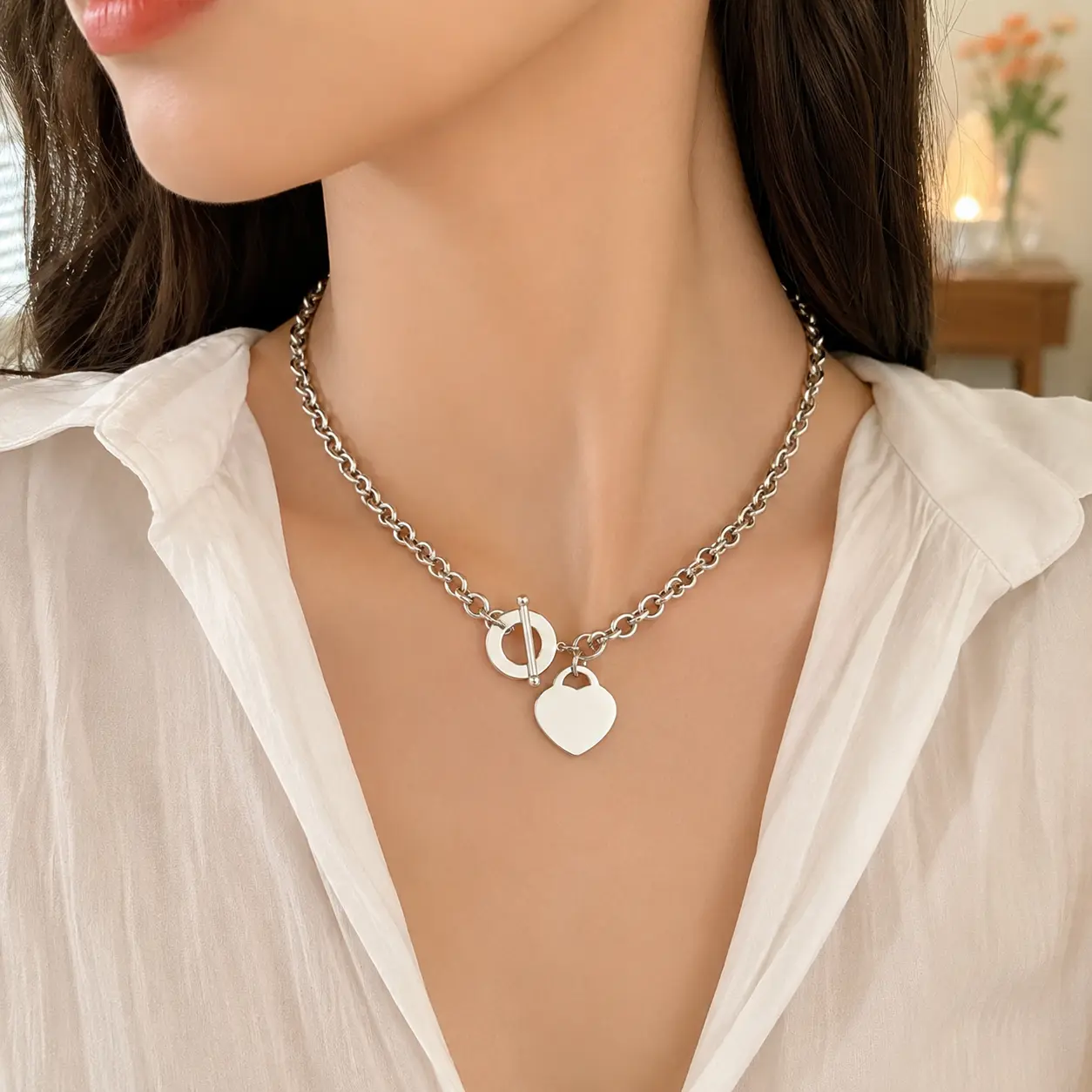 Women's Chunky Heart Necklace, Stainless Steel Toggle Clasp Chain Necklace, Minimalist Statement Jewelry, Trendy Heart Pendant Necklace for Women, Everyday Fashion Gift
