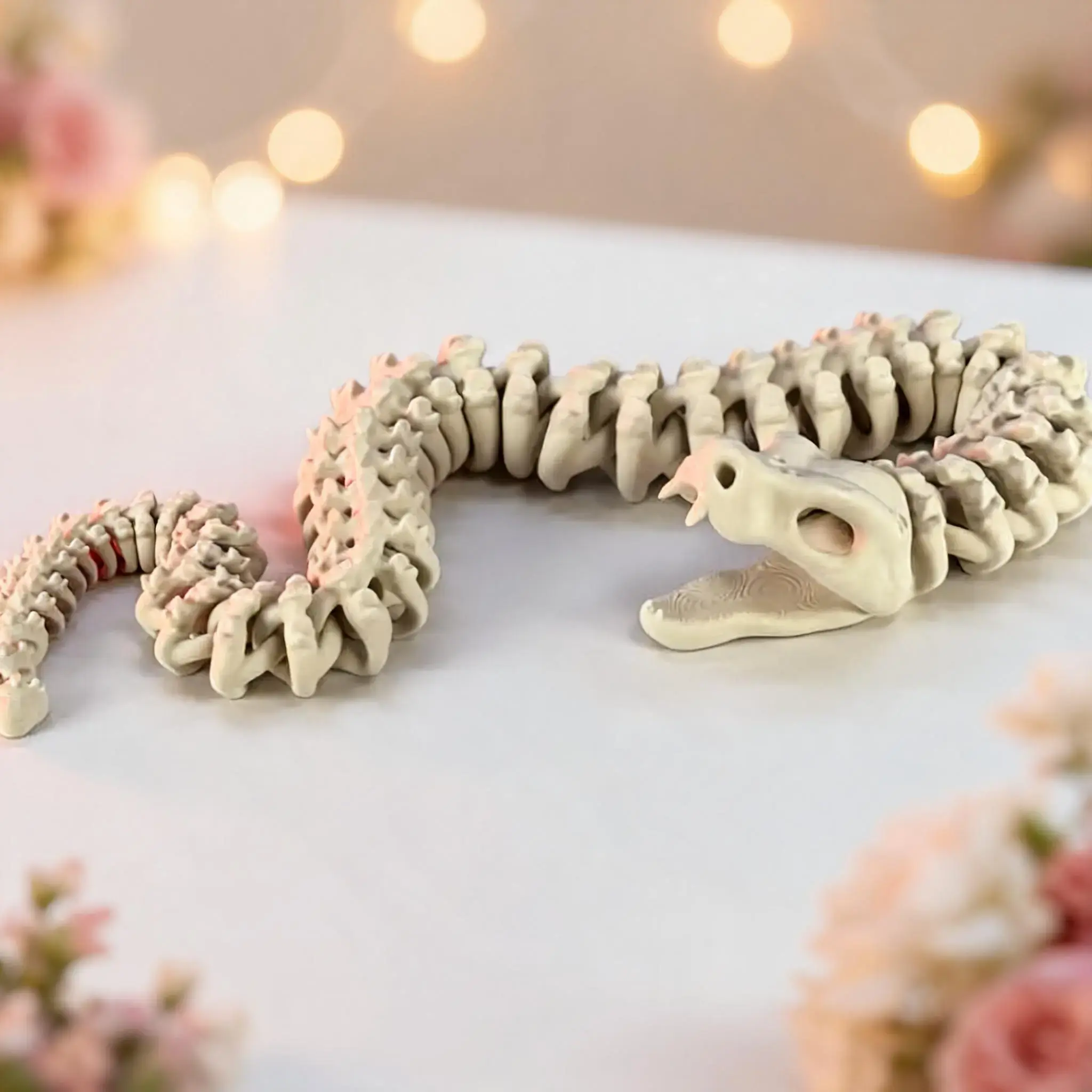 1pc 3D Printed Skeleton Snake Figurine, Home Decor Statue, Decorative Figurines, Halloween Christmas Gift, Birthday Prank Prop, Versatile Decoration, Collectible Room Decor