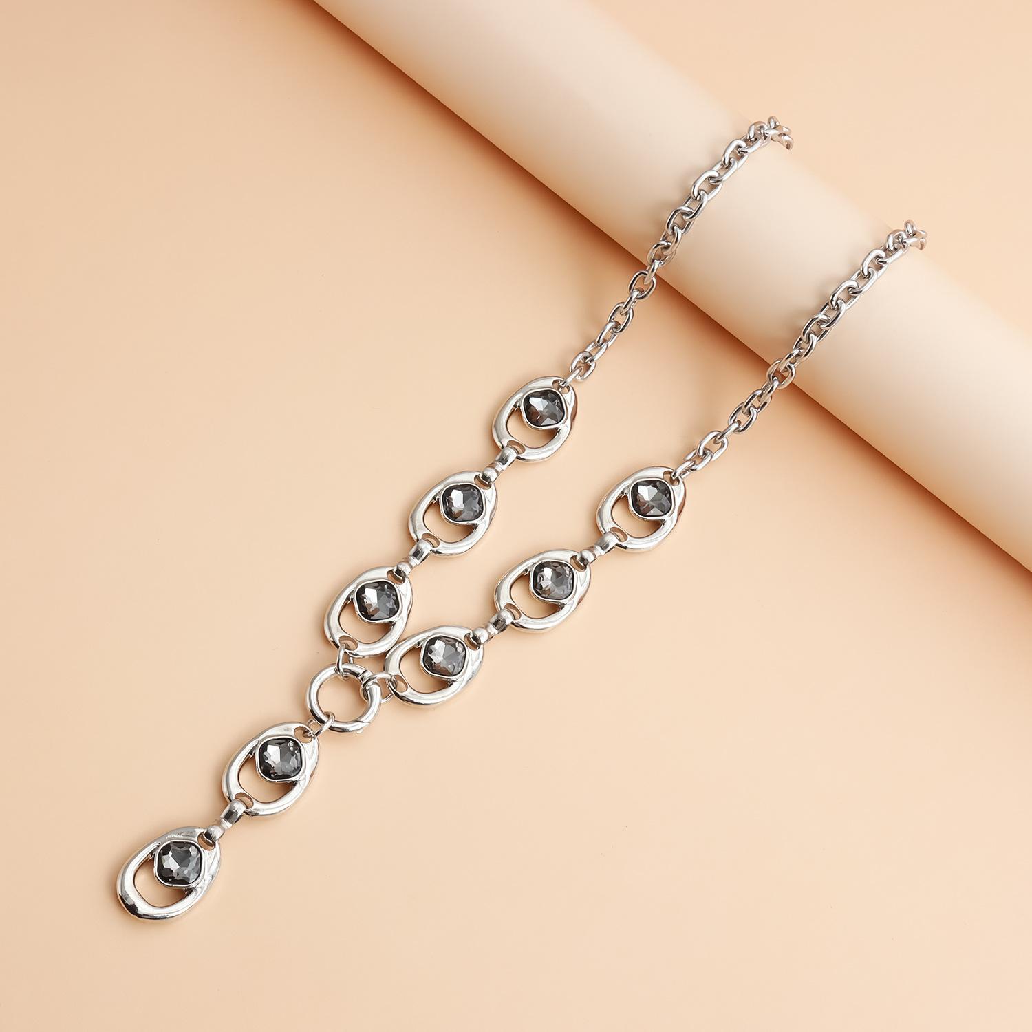 Statement Y Drop Lariat Necklaces for Women Chunky Silver Heavy Metal Chain Black Crystal Rhinestone Pendant Punk Goth Party Dress Everyday Streetwear Trendy Jewelry Gifts Statement Y Drop Lariat Necklaces for Women Chunky Silver Heavy Metal Chain Black Crystal Rhinestone Pendant Punk Goth Party Dress Everyday Streetwear Trendy Jewelry Gifts