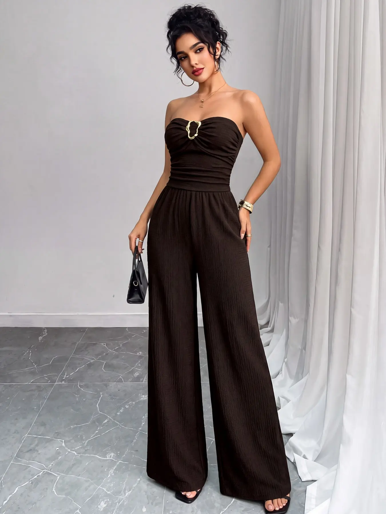 Deep Textured One-Piece Jumpsuit Wide Leg Pants for Women, High Waist Flowy Long Pants, Sexy Strapless Design, Perfect for Parties and Vacations