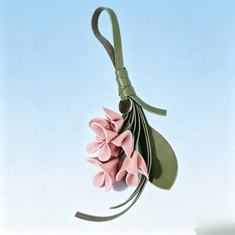 Cottagecore Leather Tulip Bouquet Bag Charm - Sturdy Cute Bag Charm, Minimalist Floral Keychain, Aesthetic Purse Accessory with Twillies, Cute Bag Charms