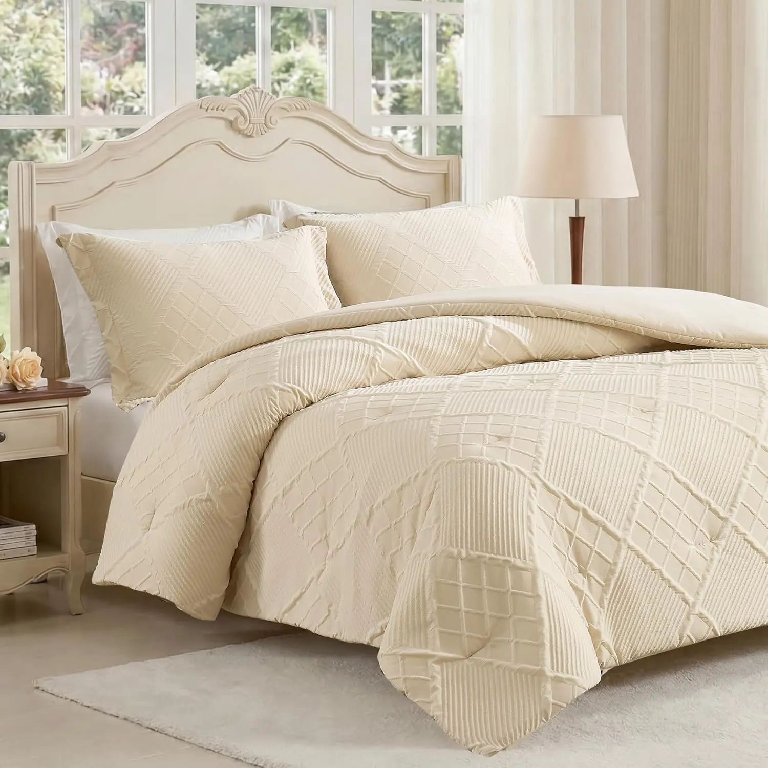 Queen Comforter Set, 3 Piece Beige Jacquard Bedding Set with 2 Pillow Cases, Soft Microfiber Diamond Design, Lightweight All-Season for Bedroom & Dorm