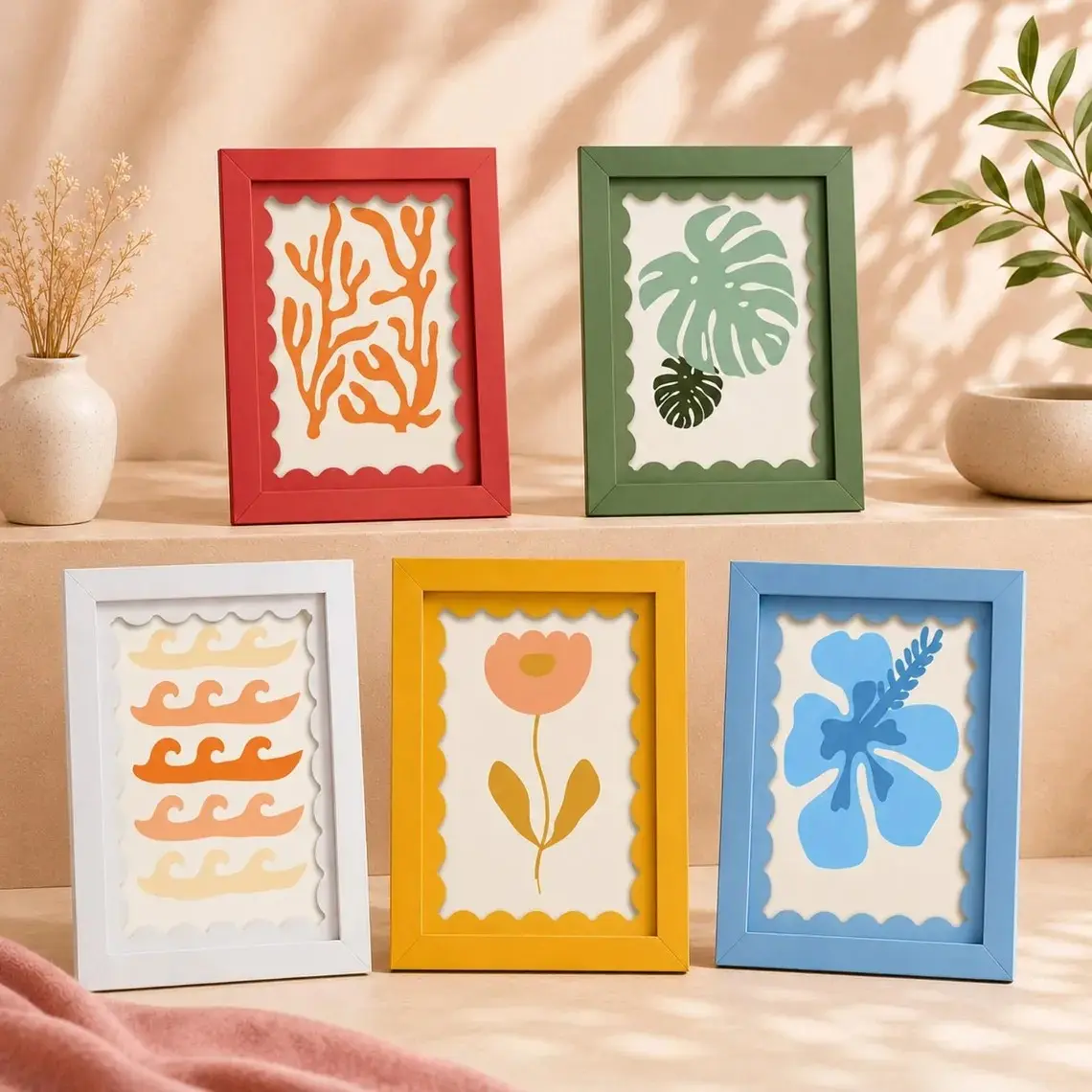 Multi-Sized Wavy Border Wooden Frame (various Colors), Wall and Desktop Mountable, Fits 4x6/5x7/8x10/12x12 Photos, Decorative DIY Frame for Home Decoration and Gifts