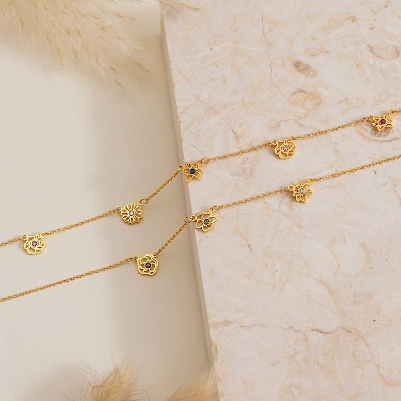 AS621 12 Birthday Flower Pendants Personalized Multiple Birthday Flower Stainless Steel Necklace Birthday Holiday Gifts