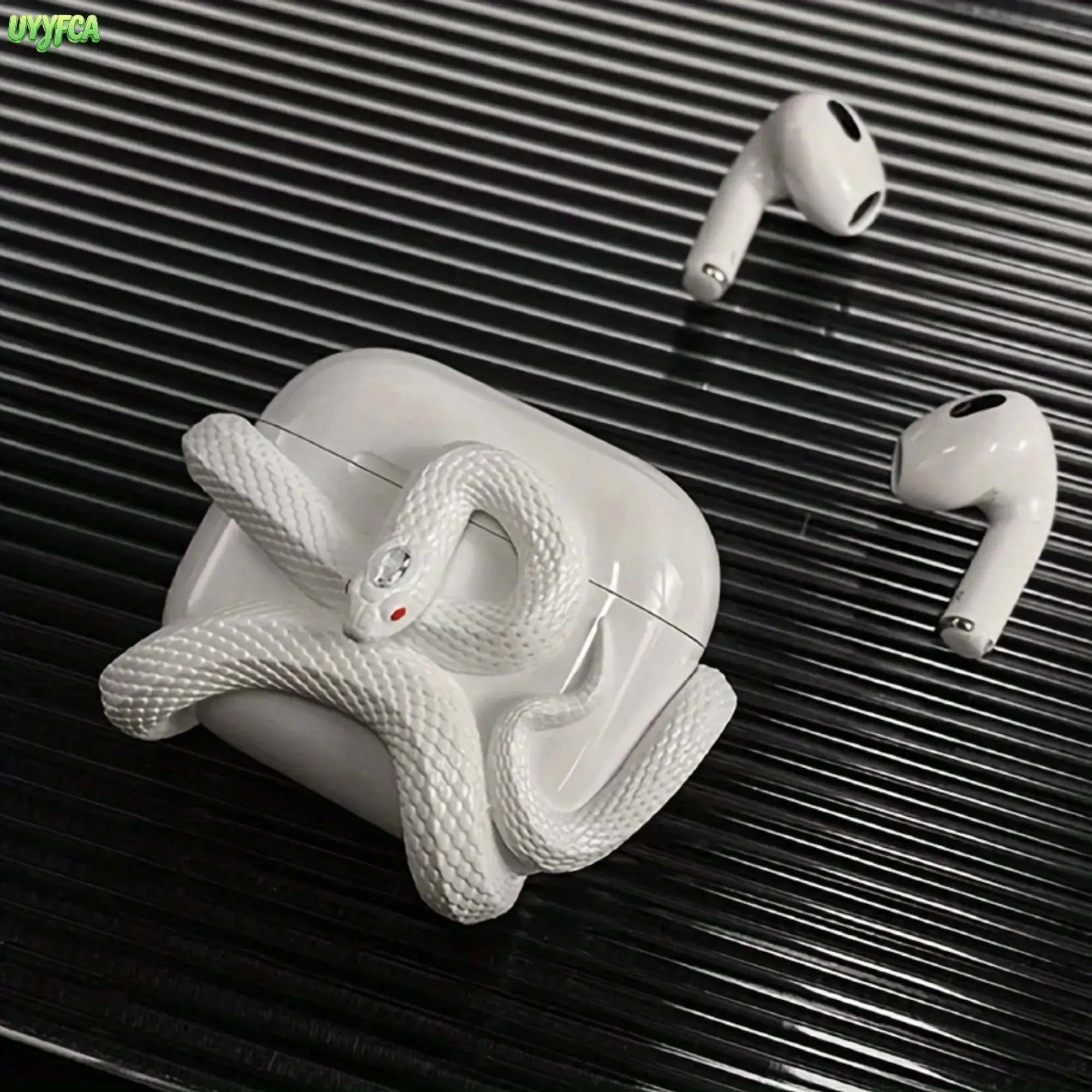 Gothic 3D Resin Snake Earbud Case Cover for AirPods Pro 2/1 & 3, Detachable Protective Skin, Spooky Accessory for Halloween Occasions, Occasion, Headphone, Type C, Protection, In Ear