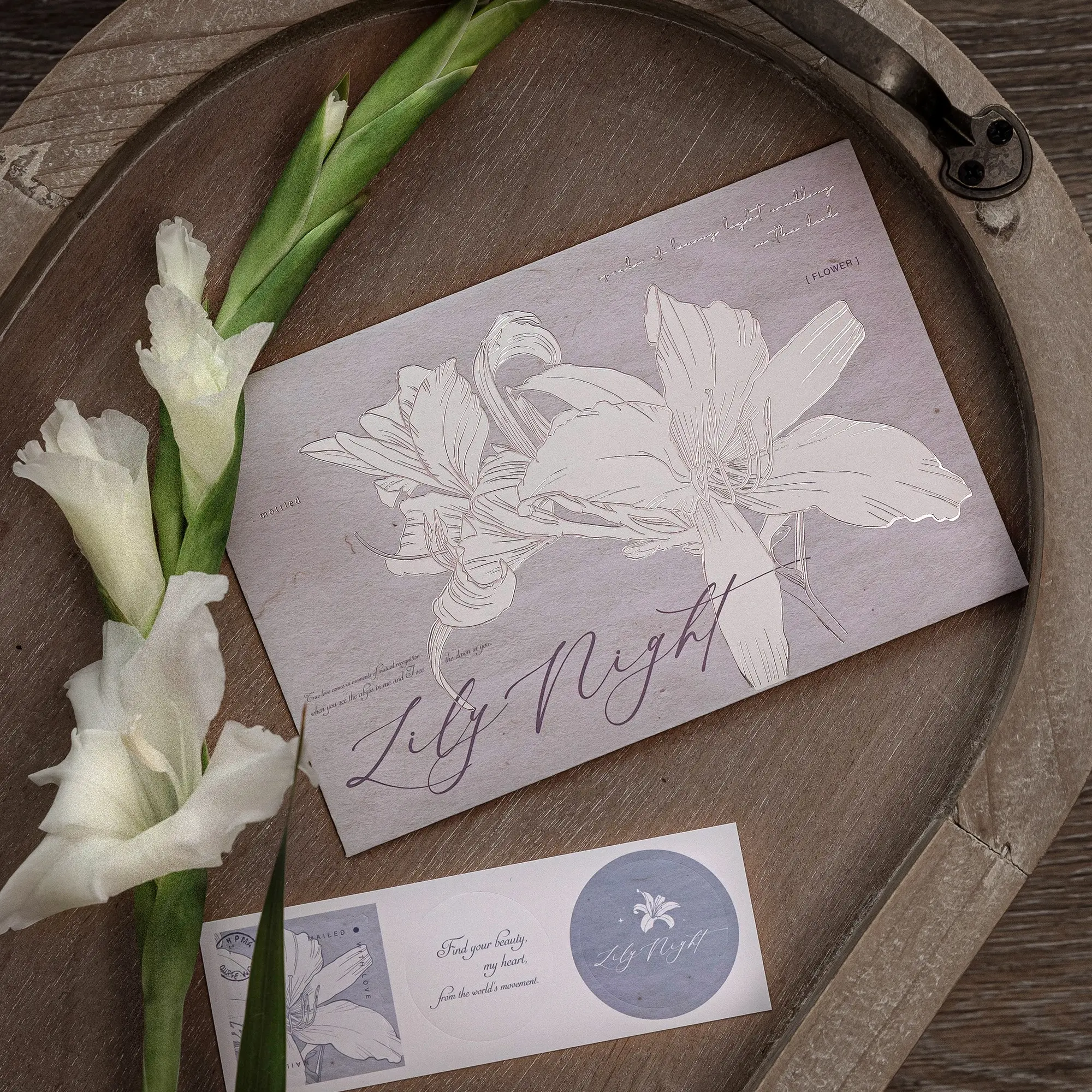 Vintage Floral Envelope with Silver Color Finish, Three Styles Available, Ideal for Letters and Card Storage Packaging