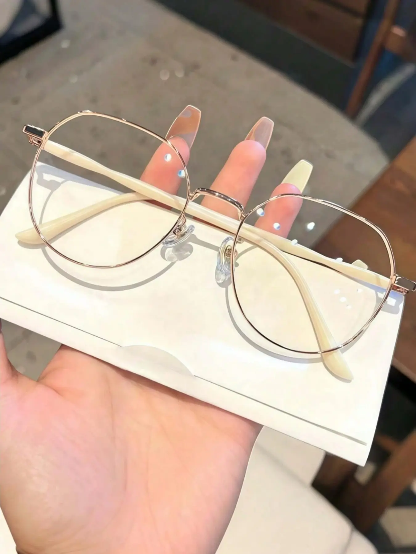 Women's Classic Round Frame Glasses, Plain Design, Light Series, Office & Formal Wear, Ideal Gift, Non-Color Changing, PC Frame Eyewear