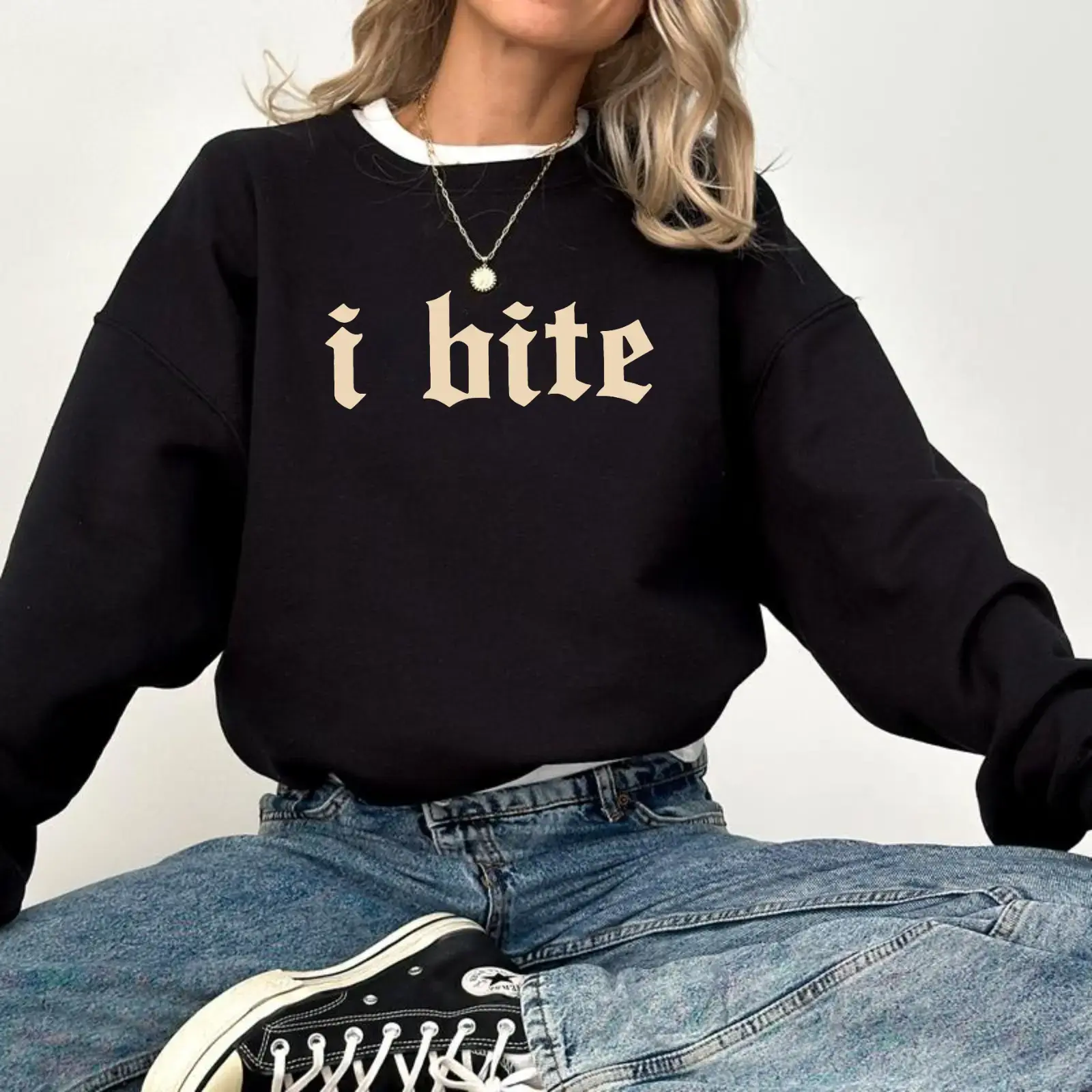 I Bite Gothic Old English Minimal Text Graphic Oversized Cotton Sweatshirt, Edgy Halloween Fashion Outfit, Perfect Halloween Birthday Valentine Gift For Her Girlfriend Best Friend, Soft Comfort Black Long Sleeve Crewneck Sweatshirt